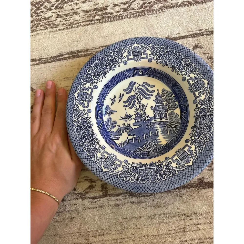 English Ironstone China EIT Blue Willow Cereal Soup Bowl England Made